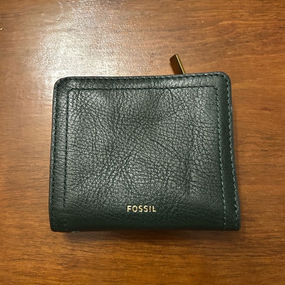 Fossil Green Leather Wallet - Picture 1 of 4